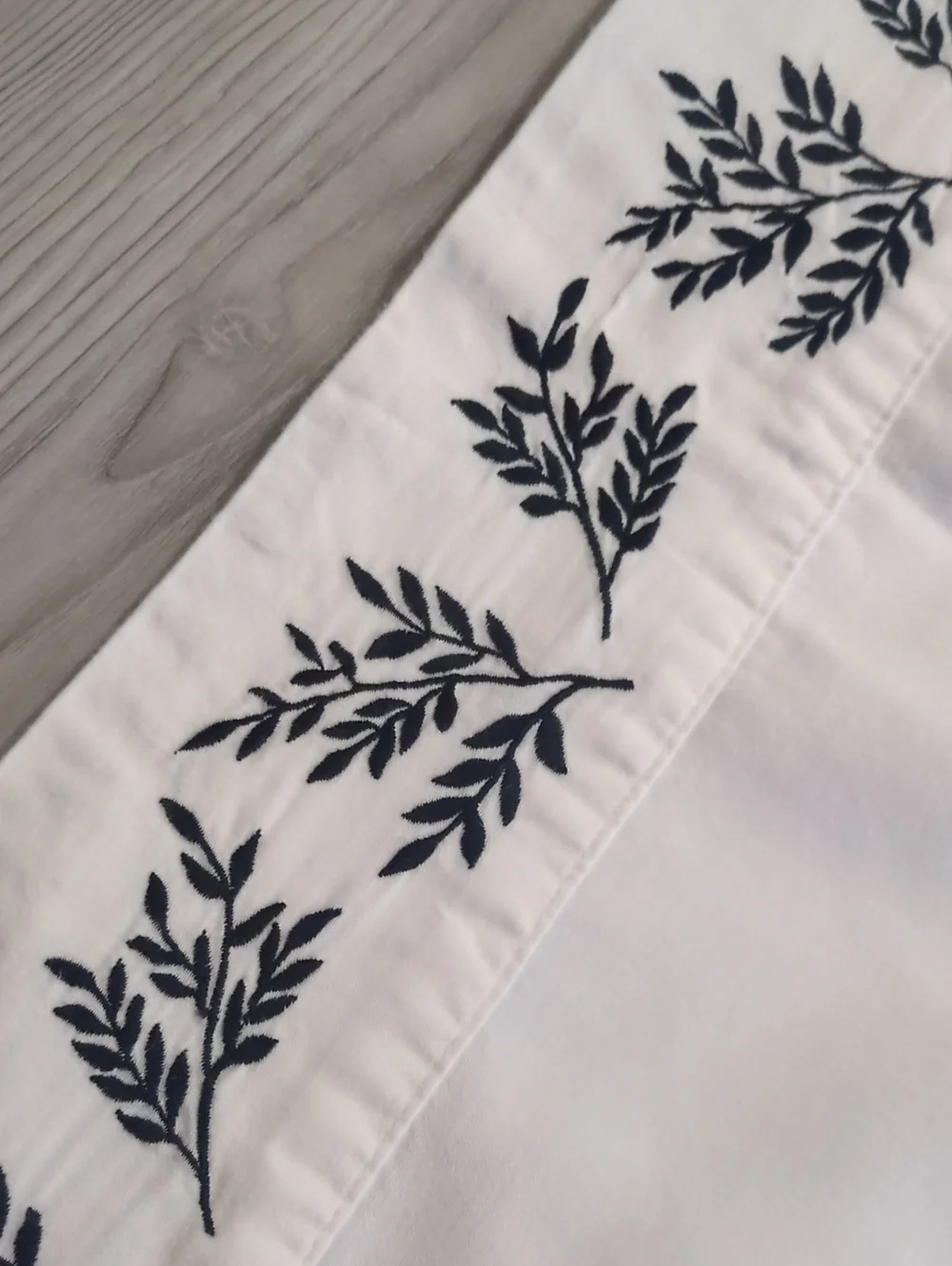 Royal Heritage Home 100% Cotton Full Sheet Set White Black Embroidered 4 Pc